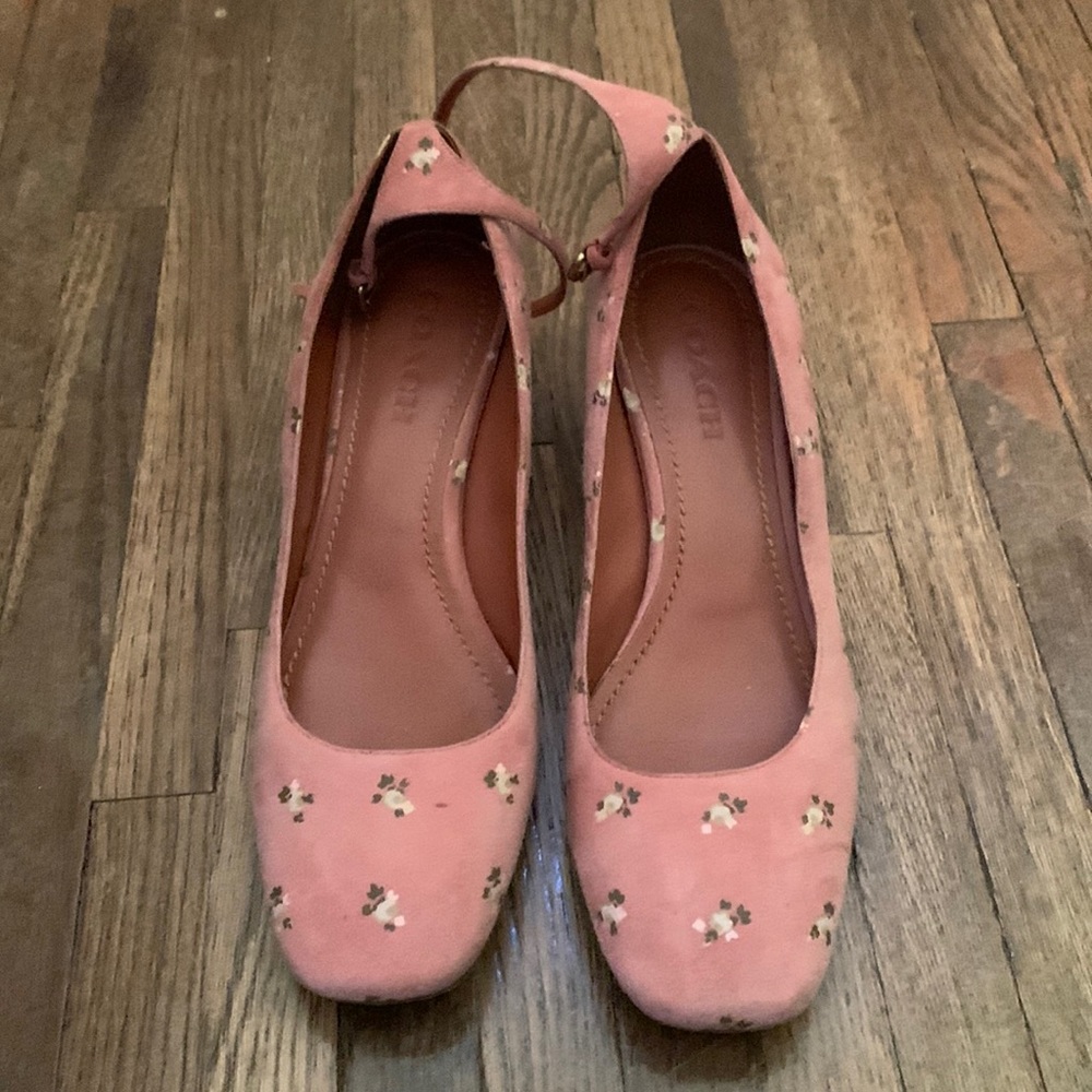 Coach Tea Rose Mary Jane Heels Gem